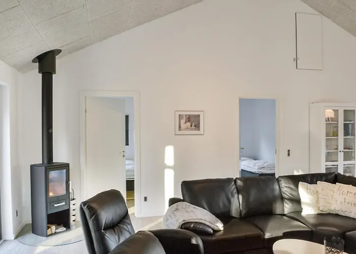 Lovely In With Sauna Casa de Férias